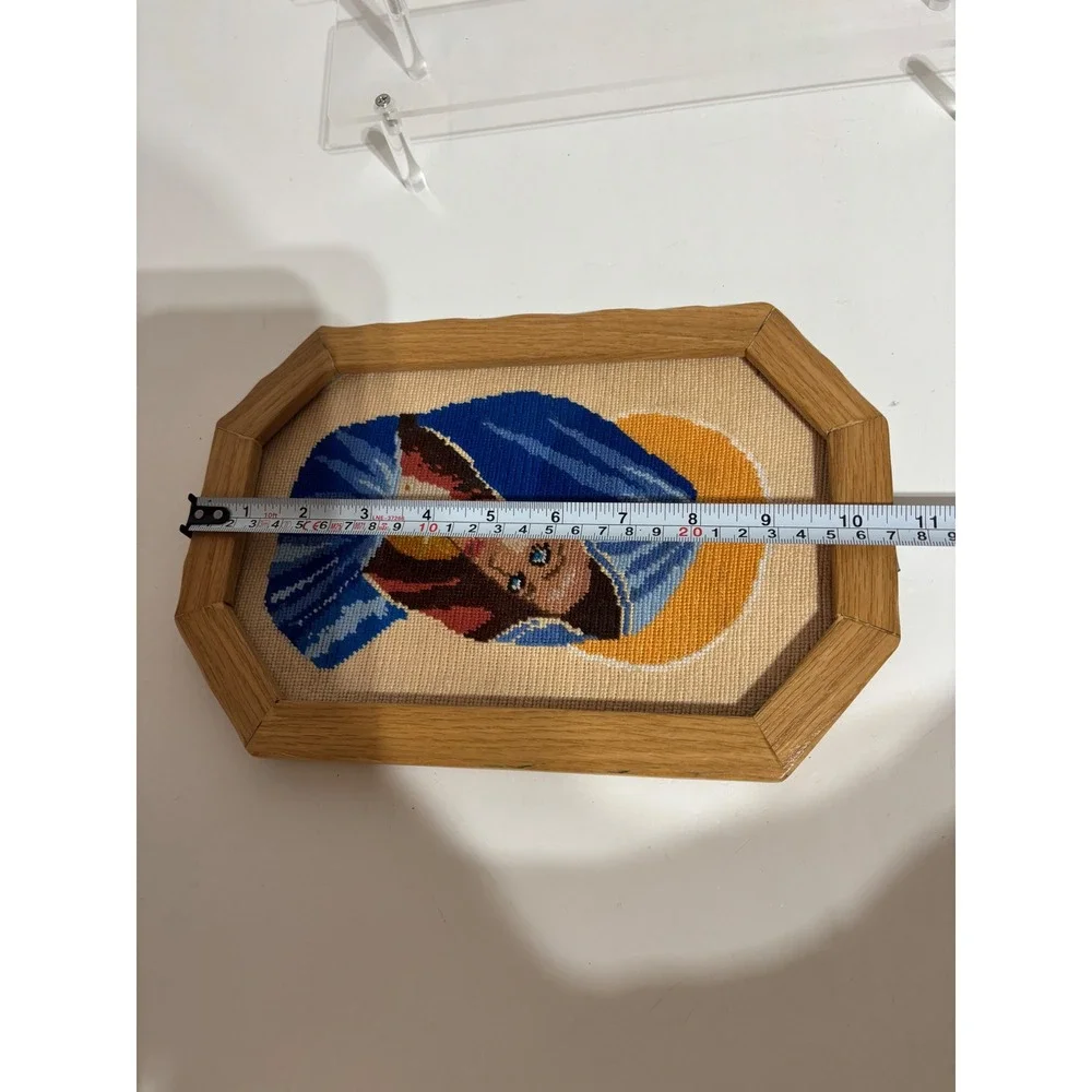 VTG Needlepoint Wall Art Blue Good Virgin Mary Octagon Wood Frame